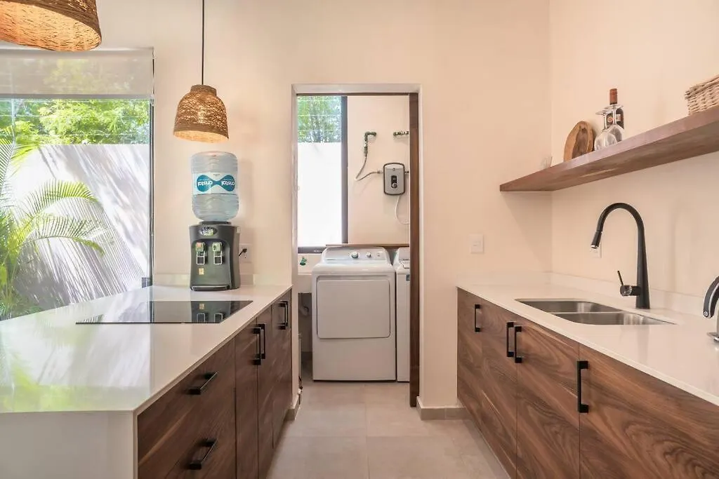 Toh1, Downtown Tulum Apartment 0*,  Mexico